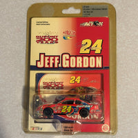 2002 JEFF GORDON #24 DUPONT 200TH ANNIVERSARY ACTION 1/64 CAR